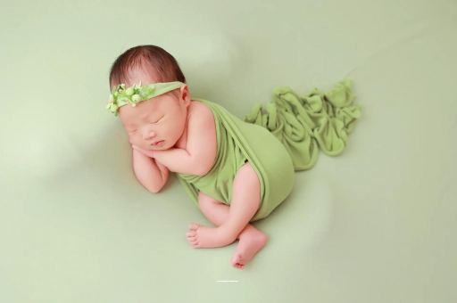 兰州宝宝拍嗝吐奶 兰州宝宝拍嗝吐奶